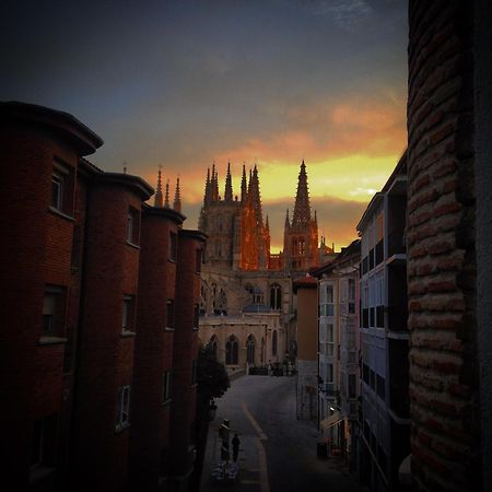 Atuaire Home Vivienda En Perfecta Ubicacion Al Lado De La Catedral De Burgo Zewnętrze zdjęcie